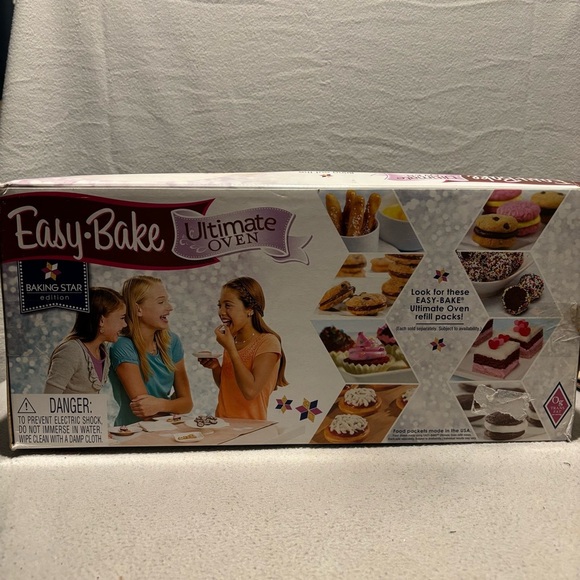 Hasbro Easy Bake Ultimate Oven Baking Star Edition New in open box - Picture 7 of 8